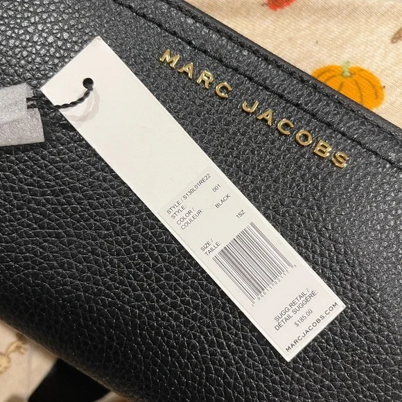 Marc Jacobs Black Textured Leather Clutch - Picture 2 of 6